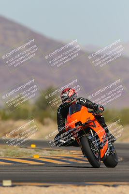 media/Nov-06-2023-Moto Forza (Mon) [[ce023d0744]]/3-Intermediate Group/Session 3 (Turn 5)/